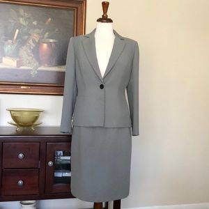 Tahari 3-piece suit